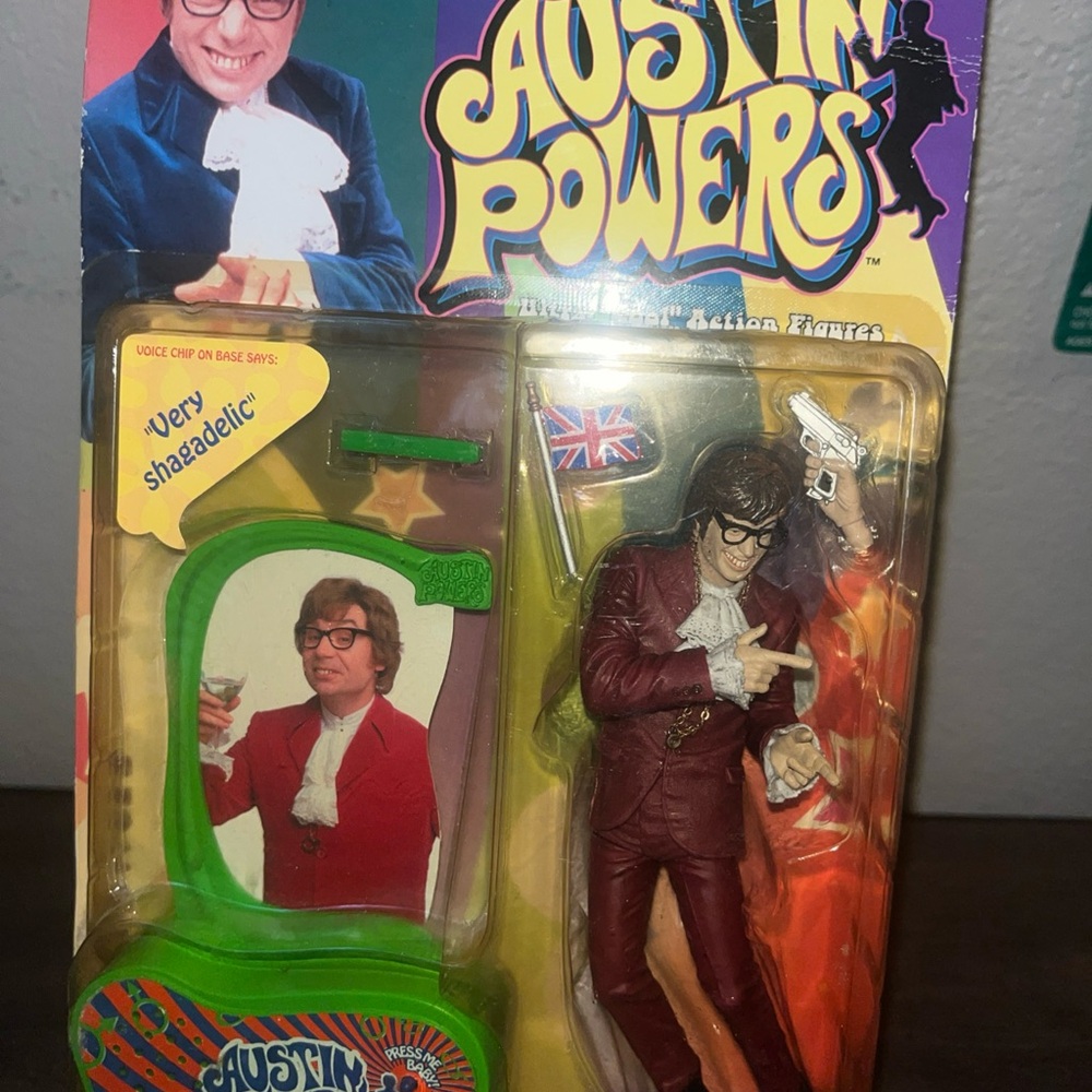 Austin Powers Action Figure in Red Suit